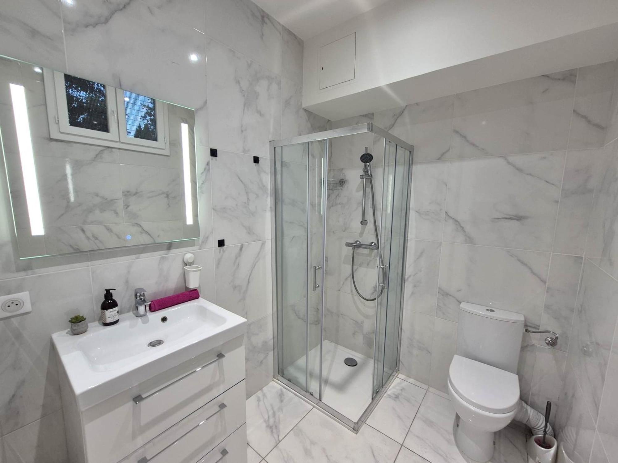 Studio Renove Au Centre Ville Nice Luaran gambar